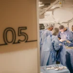 Equipo medico durante una cirugia en un quirofano (imagen ilustrativa generica, banco de imagenes Pexels, foto: Jonathan Borba)
